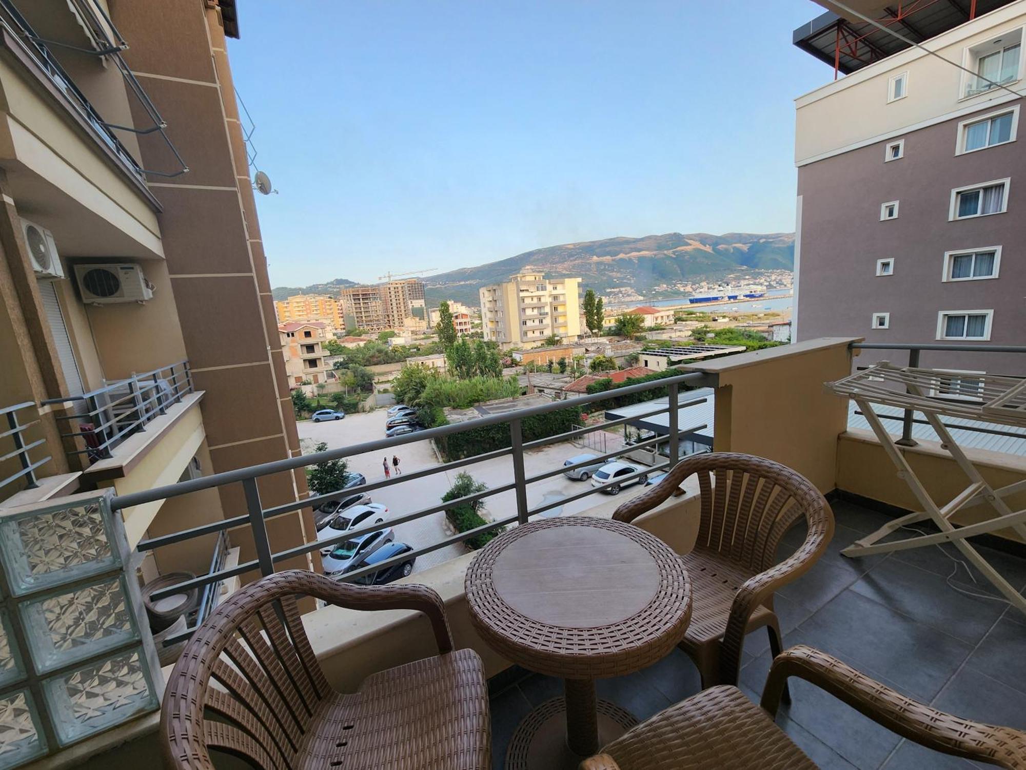 E.I.R Apartments Vlore Exterior photo